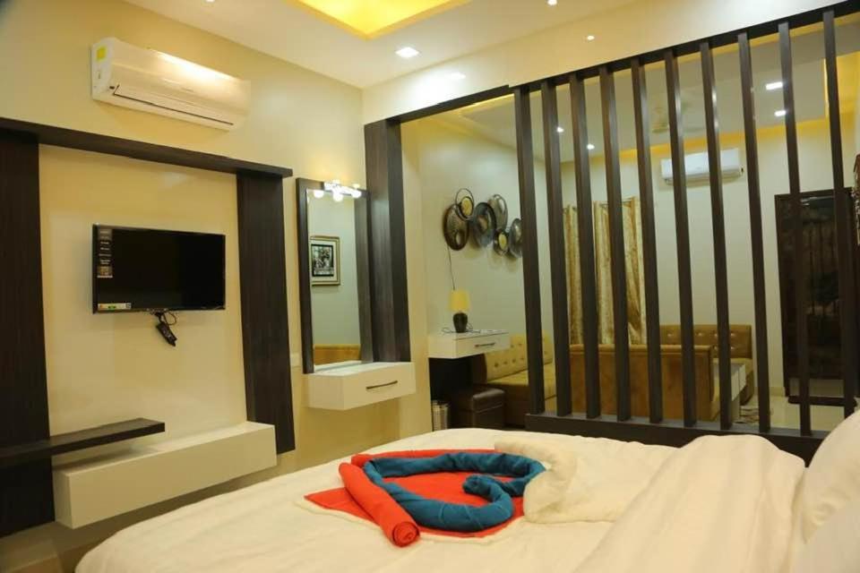 Amor Hotel Gangānagar Eksteriør billede